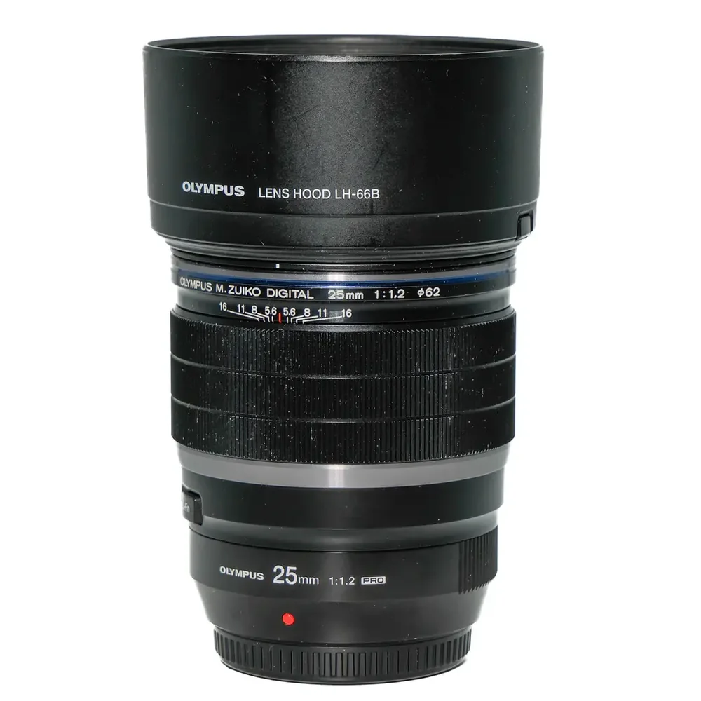 Olympus ED 25mm f/1.2 Pro v:2524165